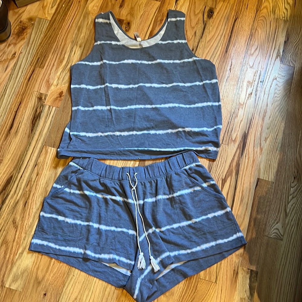 Cacique Pajama Set